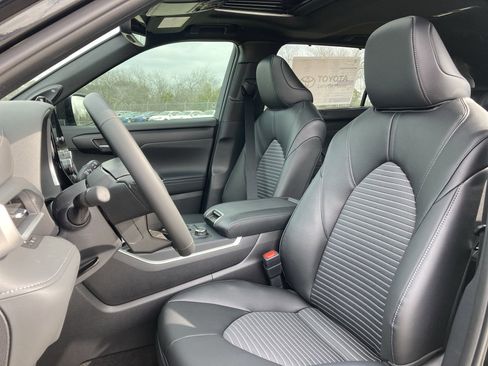 New 2026 Toyota Highlander XSE image 13