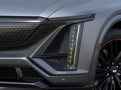 New 2026 Cadillac Lyriq V w/ LPO, Red Accent Package AWD/4WD image 10
