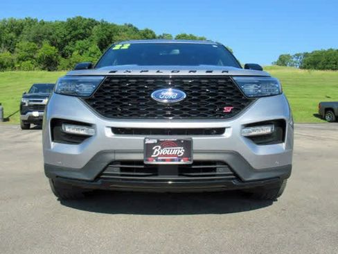 Used 2022 Ford Explorer ST w/ Equipment Group 401A image 12