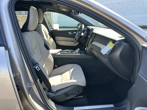 New 2026 Volvo XC60 T8 Plus w/ Protection Package Premier image 20