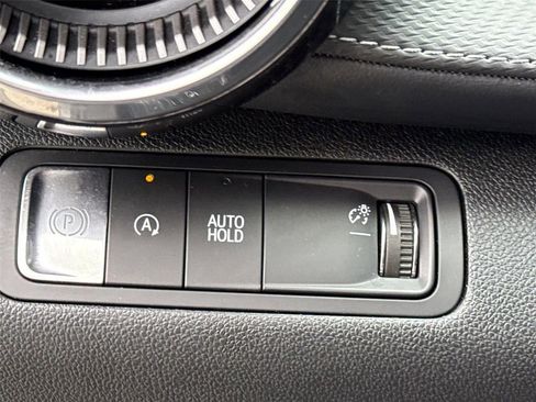 Used 2025 Chevrolet Equinox LT FWD image 16