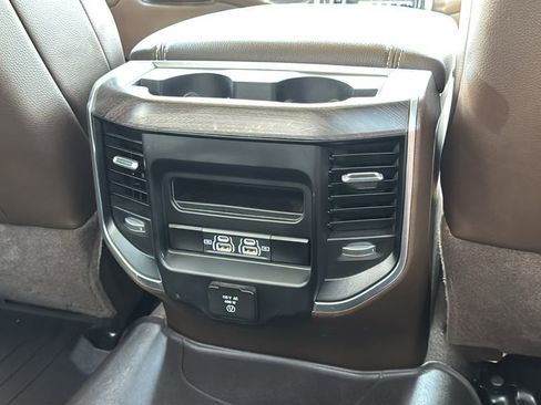 Used 2025 RAM 3500 Laramie AWD/4WD image 20