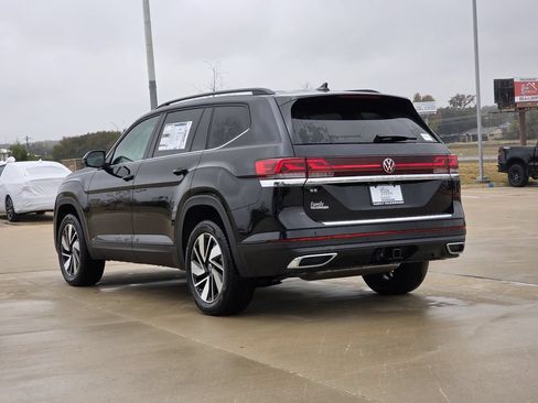 New 2026 Volkswagen Atlas SE FWD image 29
