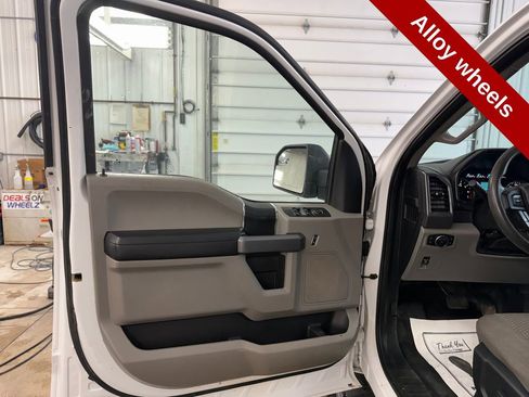 Used 2020 Ford F150 XLT image 11