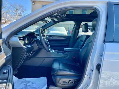 New 2026 Jeep Grand Cherokee Limited w/ Limited Altitude Package image 21