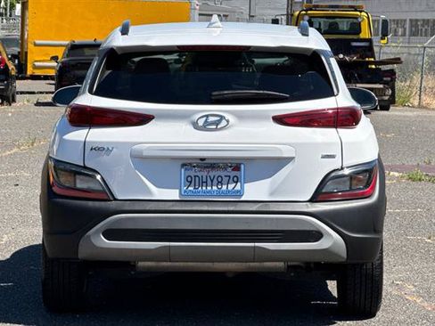Used 2023 Hyundai Kona SEL w/ Cargo Package AWD/4WD image 4