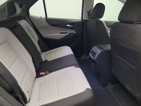 Used 2023 Chevrolet Equinox LS w/ LS Convenience Package FWD image 19