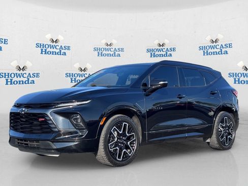 Used 2023 Chevrolet Blazer RS w/ Driver Confidence II Package AWD/4WD image 2