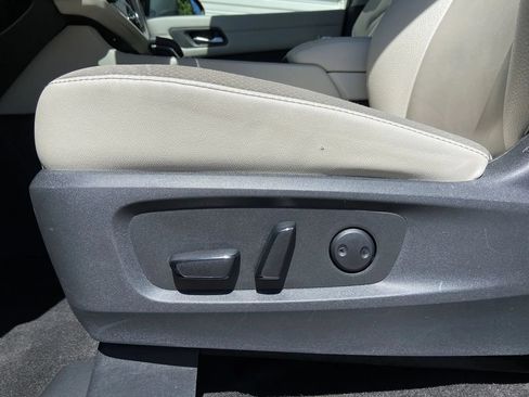 Used 2024 Nissan Pathfinder SL w/ SL Premium Package AWD/4WD image 13