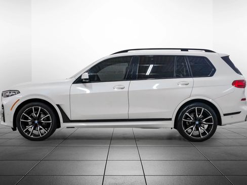 Used 2022 BMW X7 xDrive40i w/ M Sport Package AWD/4WD image 12
