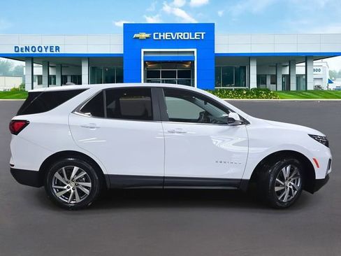 Used 2024 Chevrolet Equinox LT w/ LPO, Floor Liner Package image 7