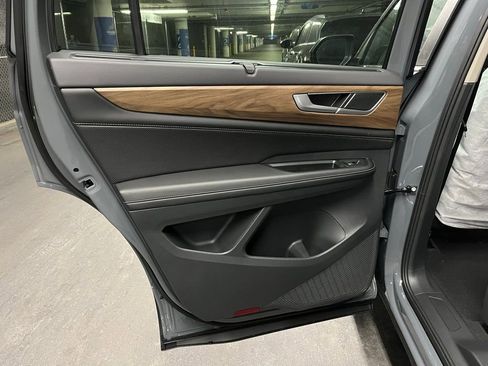 New 2026 Volkswagen Atlas SE image 21