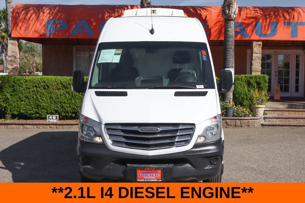 Used 2016 Freightliner Sprinter 3500 w/ High Idle Fixed Package RWD image 3