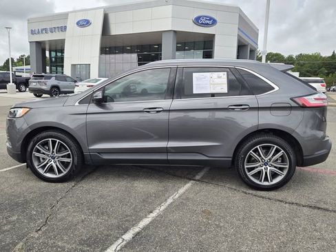 Certified 2022 Ford Edge Titanium AWD/4WD image 4