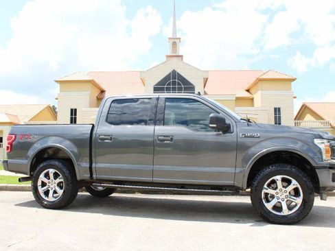 Used 2019 Ford F150 XLT w/ Equipment Group 302A Luxury AWD/4WD image 3