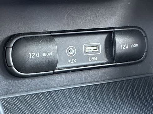 Used 2018 Kia Sportage LX w/ LX Technology Package FWD image 32