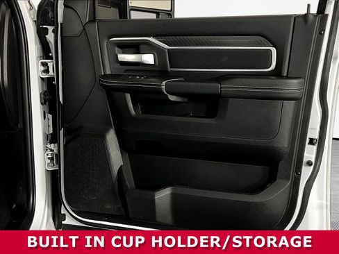 Used 2025 RAM 3500 Big Horn AWD/4WD image 28