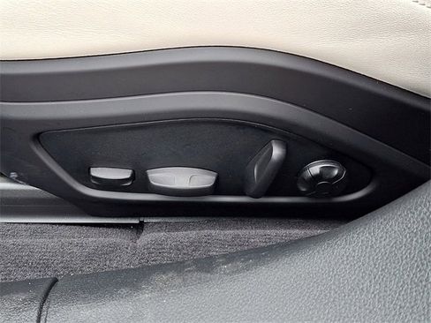 New 2026 Porsche Panamera 4 image 15