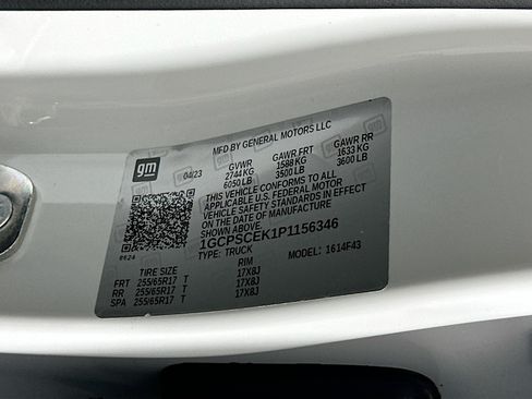Used 2023 Chevrolet Colorado LT w/ LT Convenience Package II RWD image 12