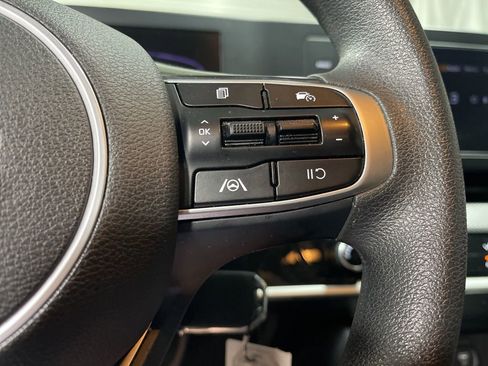 Used 2024 Kia Sportage LX image 33