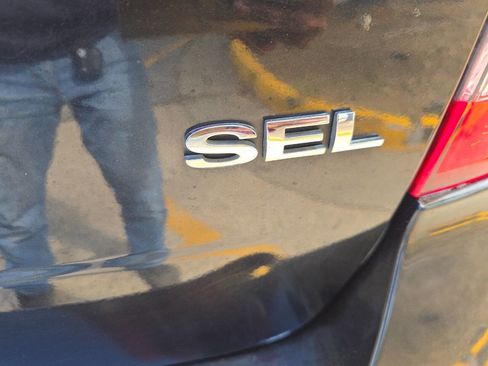 Used 2011 Ford Edge SEL w/ 202A Rapid Spec Order Code FWD image 6