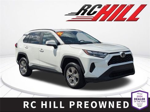 Used 2023 Toyota RAV4 XLE image 1