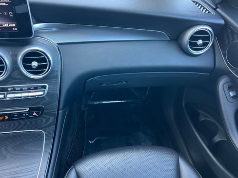 Certified 2018 Mercedes-Benz GLC 300 4MATIC image 32