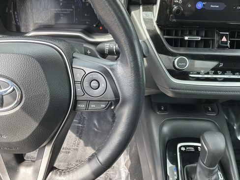 Used 2023 Toyota Corolla XSE FWD image 20