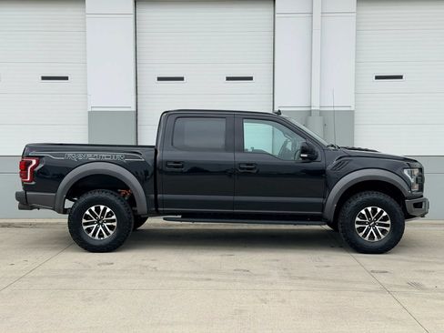 Used 2019 Ford F150 Raptor w/ Equipment Group 802A Luxury AWD/4WD image 6