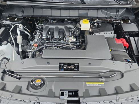 New 2025 Nissan Pathfinder Platinum image 30