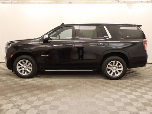 Used 2024 Chevrolet Tahoe Premier w/ Advanced Technology Package AWD/4WD image 2
