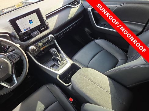 Used 2024 Toyota RAV4 XLE Premium image 12