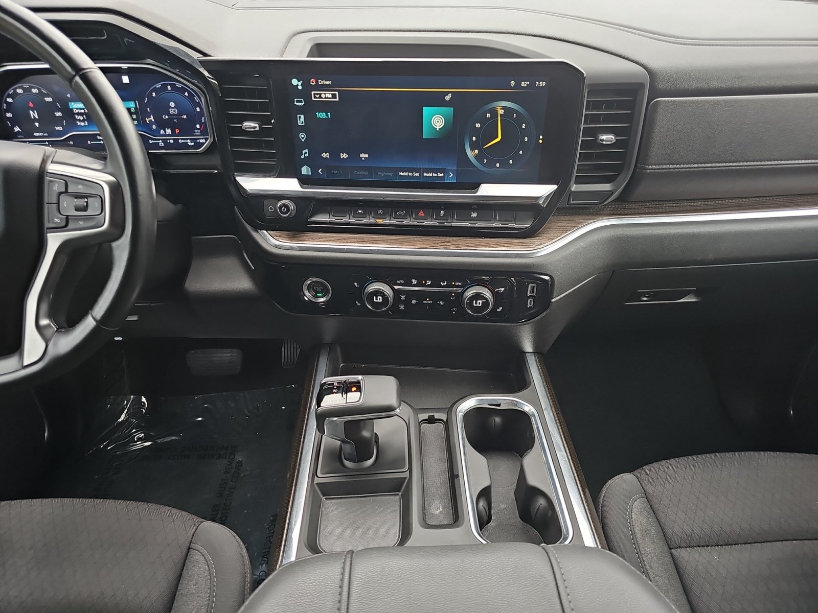 Used 2023 Chevrolet Silverado 1500 RST AWD/4WD image 11