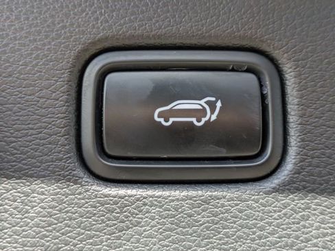 Used 2020 Kia Telluride SX w/ SX Prestige Package image 14