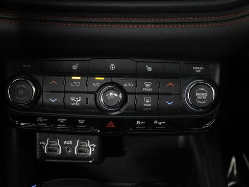 Used 2025 Dodge Durango GT w/ Blacktop Package RWD image 20