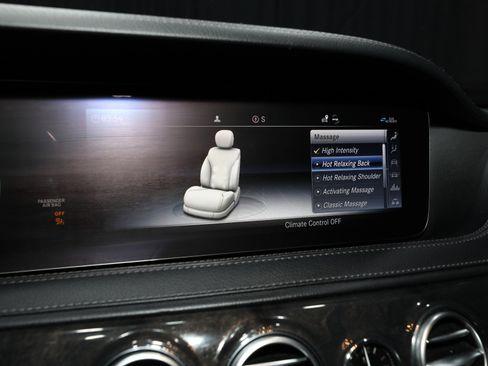 Used 2019 Mercedes-Benz S 560 4MATIC Sedan image 57
