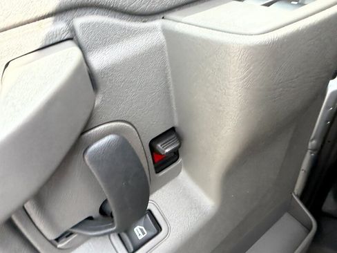 Used 2024 GMC Savana 3500 LS RWD image 15