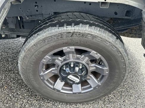 Used 2024 Ford F250 Lariat w/ Sport Appearance Package image 13