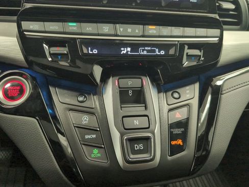 New 2026 Honda Odyssey Touring image 15