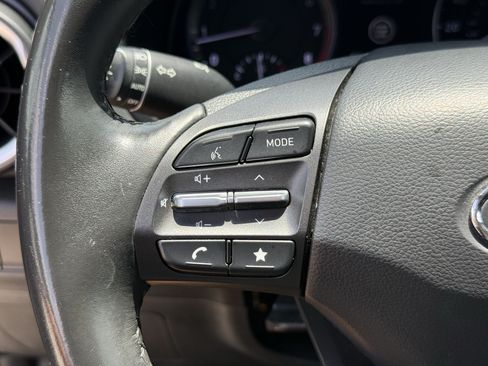 Used 2023 Hyundai Kona SEL w/ Convenience Package FWD image 17