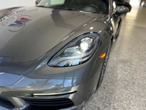 Used 2017 Porsche 718 Boxster image 53