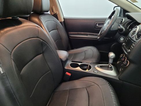 Used 2014 Nissan Rogue S w/ Convenience Package AWD/4WD image 21