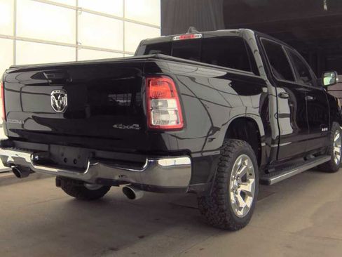 Used 2022 RAM 1500 Big Horn AWD/4WD image 4
