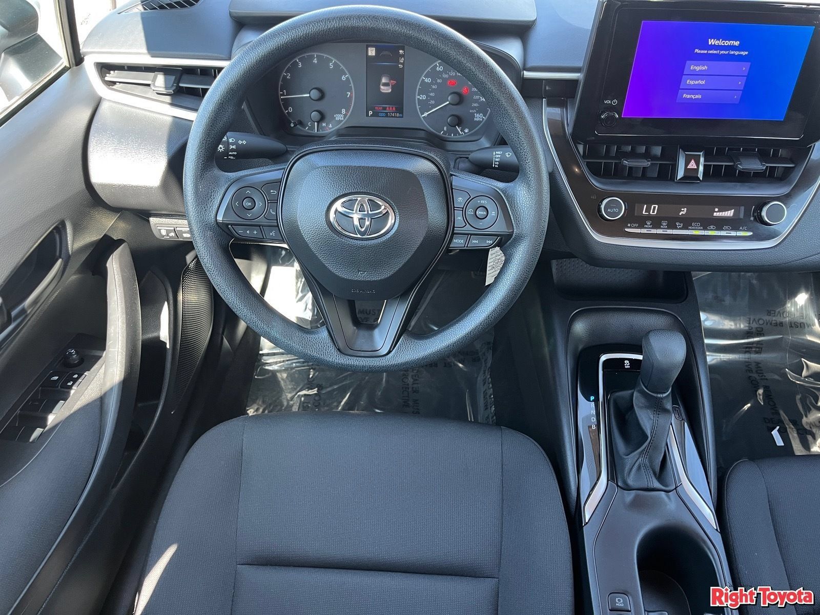 Certified 2025 Toyota Corolla LE FWD image 17