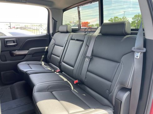 Used 2018 GMC Sierra 1500 SLT AWD/4WD image 38