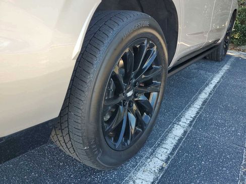 Certified 2024 Cadillac Escalade Sport Platinum w/ LPO, ONYX Package image 13