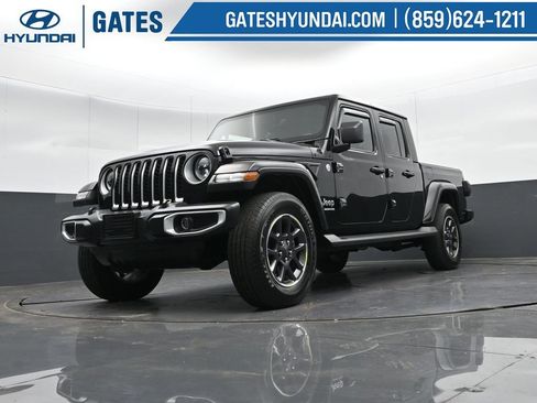 Used 2022 Jeep Gladiator Overland w/ Popular Equipment Package image 48