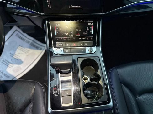 Used 2019 Audi Q8 Premium Plus w/ Premium Plus image 30