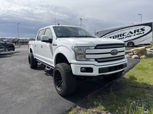 Used 2019 Ford F150 Lariat w/ Equipment Group 502A Luxury AWD/4WD image 6