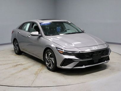 Certified 2025 Hyundai Elantra SEL